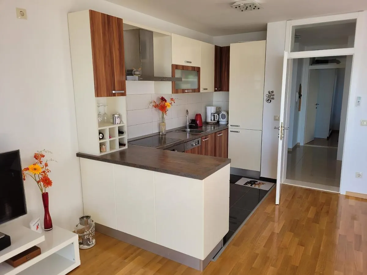 Apartment Glockner Trogir 0*,  Croatia
