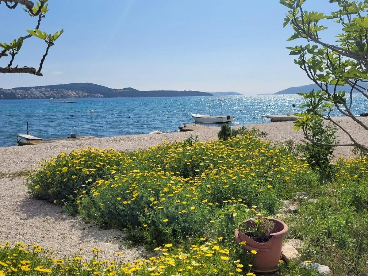Apartment Glockner Trogir 0*,  Croatia